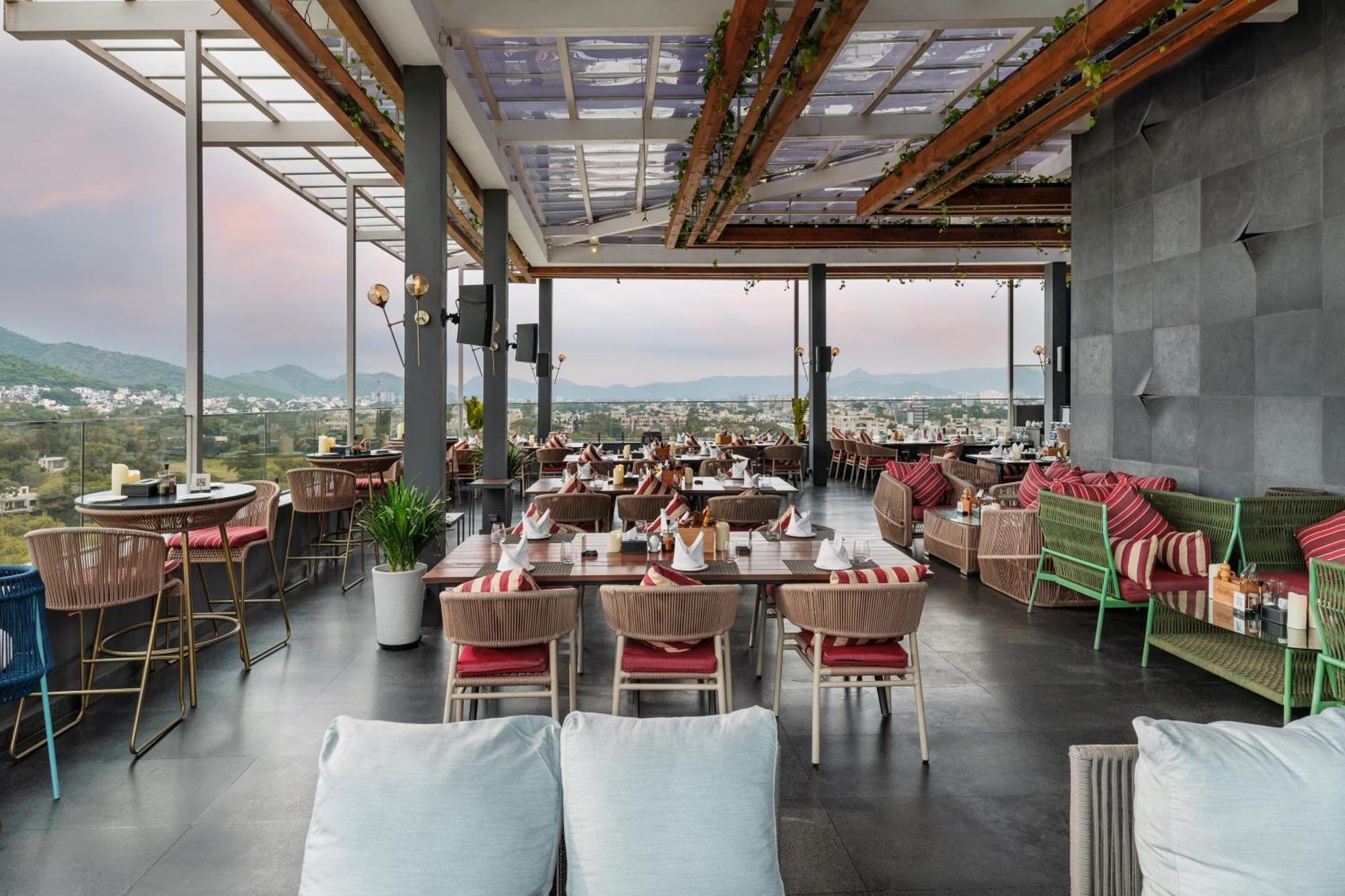 Parallel Hotel Udaipur, A Member Of Radisson Individuals Extérieur photo