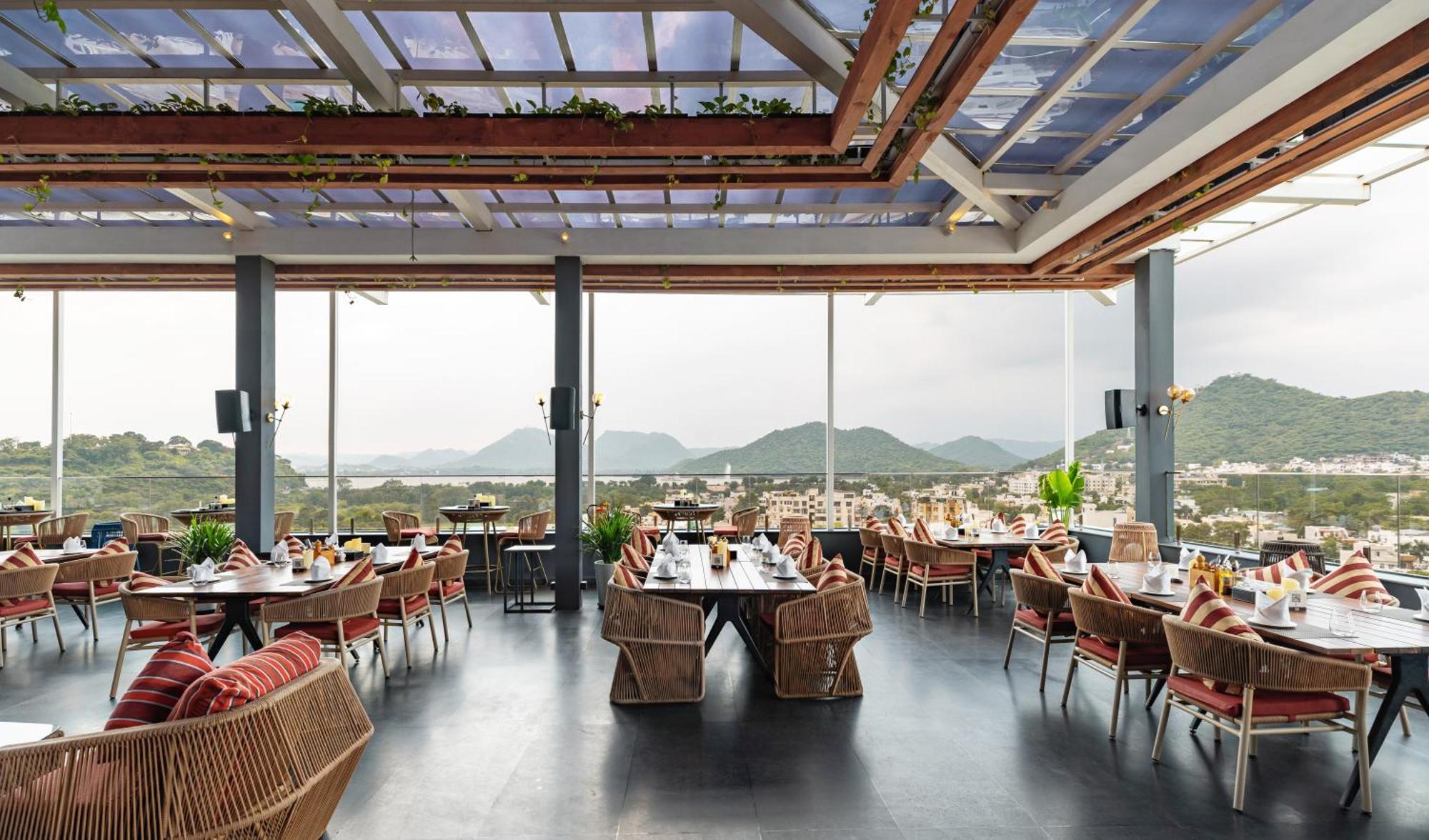 Parallel Hotel Udaipur, A Member Of Radisson Individuals Extérieur photo
